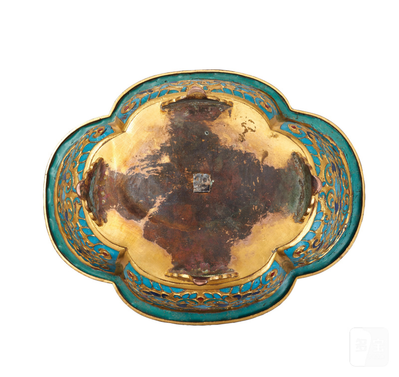 清乾隆 内填琺琅纏枝蓮紋海棠式花盆  CHINA, QING DYNASTY, QIANLONG PERIOD (1736-1795) - 图5